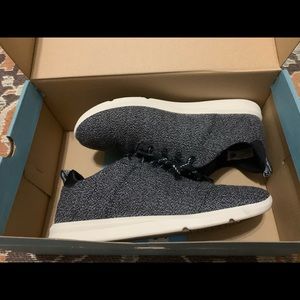 Toms Cabrillo Black Terry Cloth Trainers